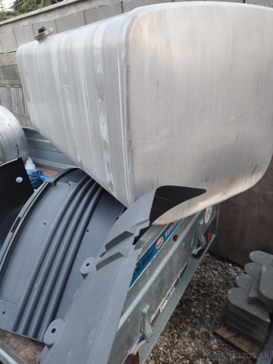 Snehové reťaze, nádrž a ine ND - 4