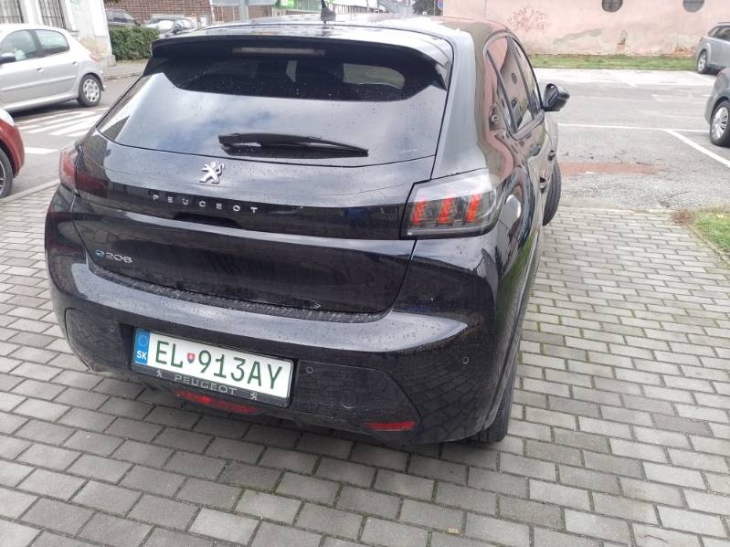 Peugeot 208-e Elektro - 4