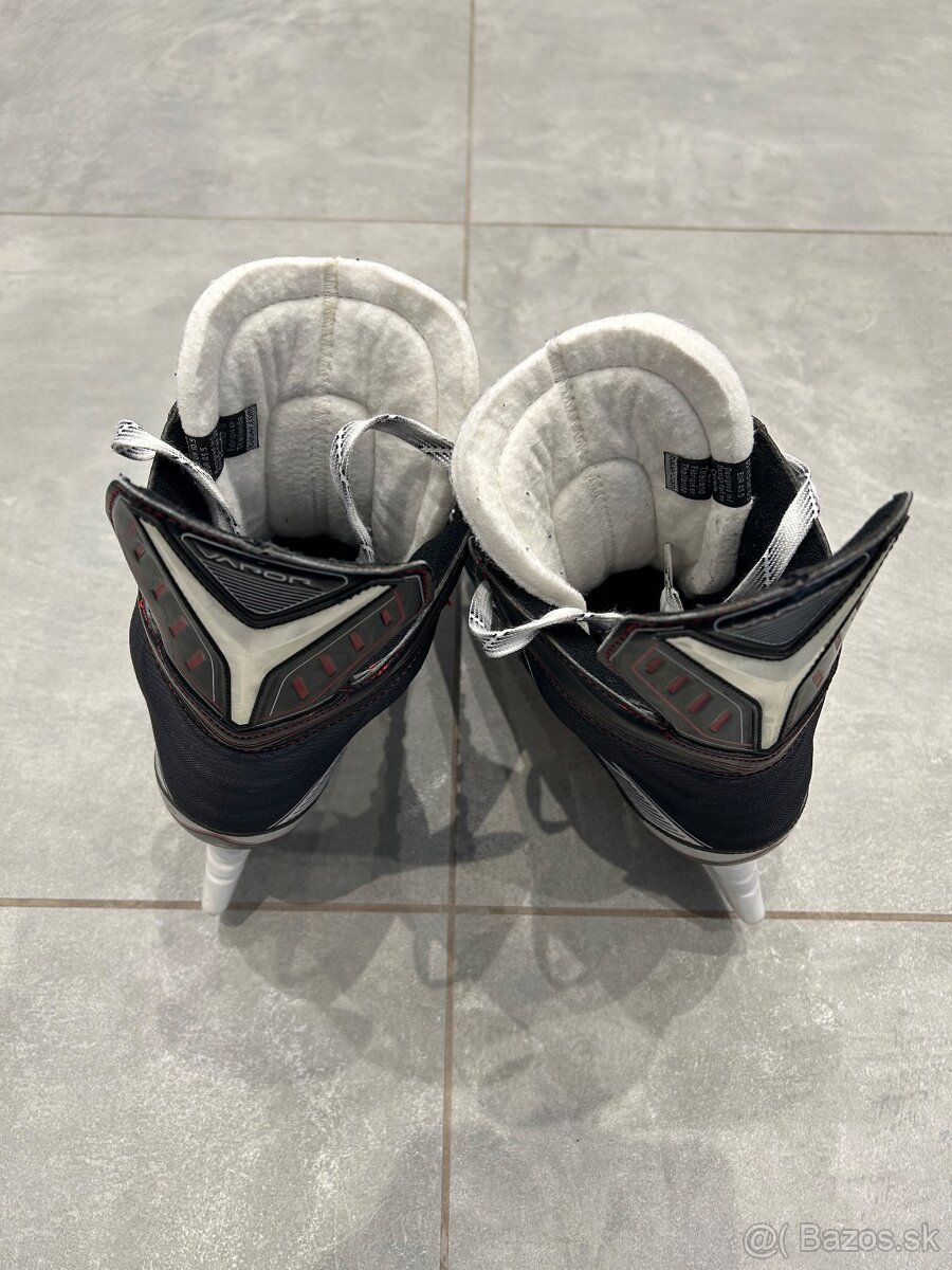 Bauer VAPOR X500 - 4