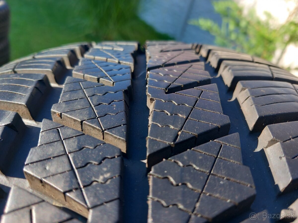 225/60 r17 zimné pneumatiky - 4