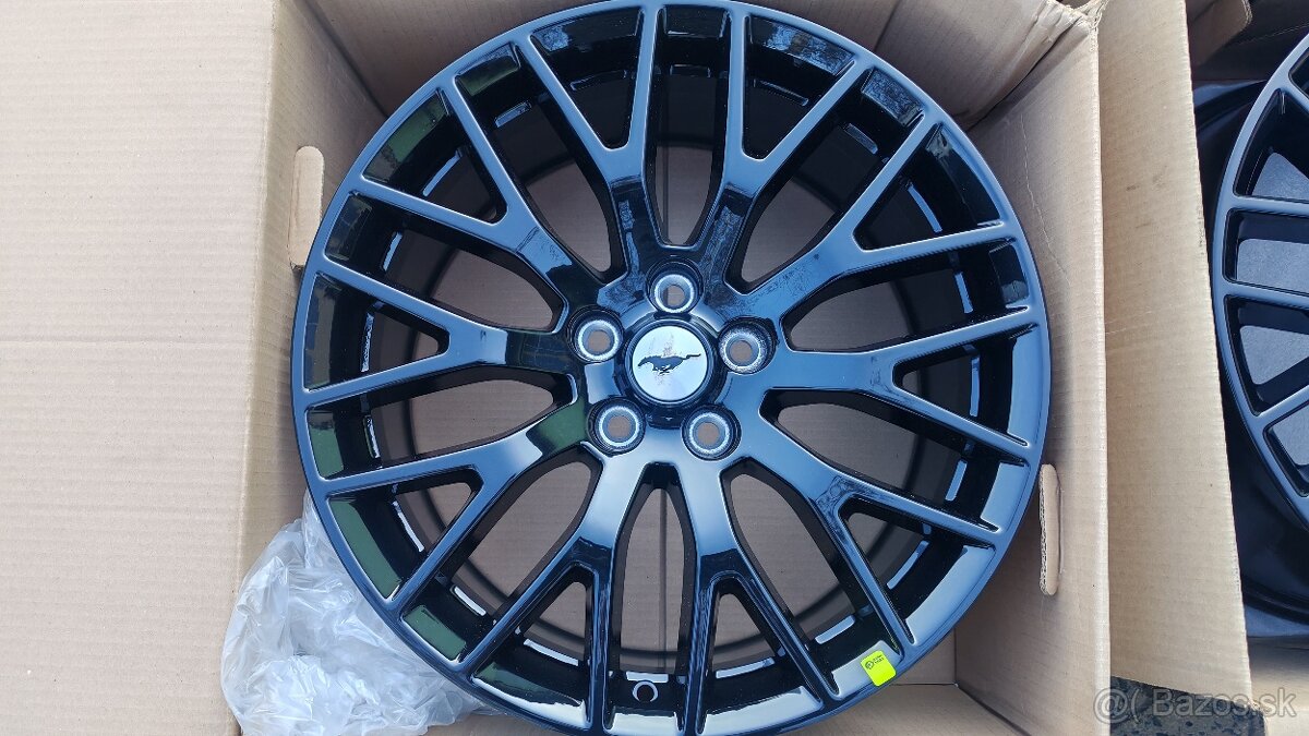 5x114,3 R18 - - - FORD MUSTANG - 4