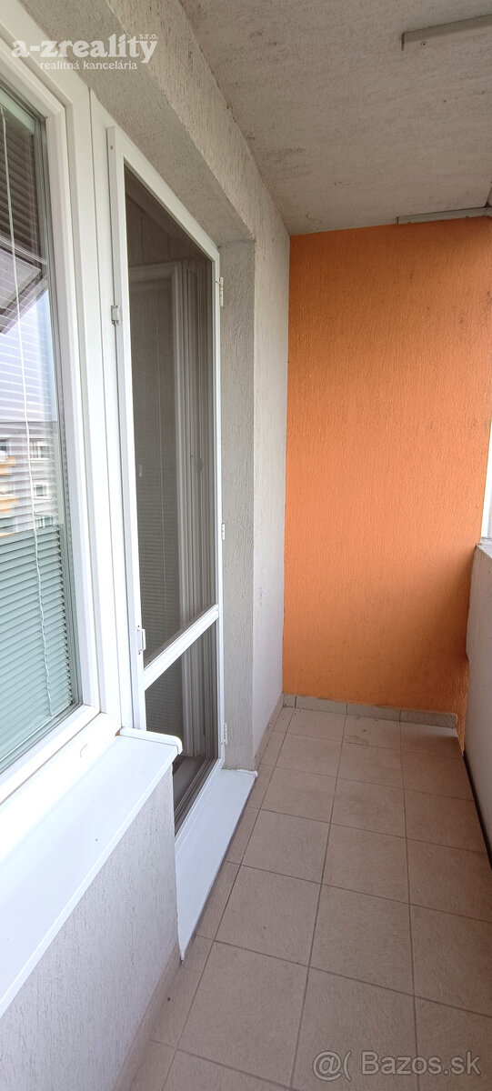Prenájom 2 izbového bytu na sídlisku JUH v Nových Zámkoch, - 4
