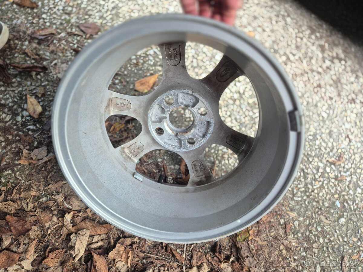 15" elektróny Ford - 4