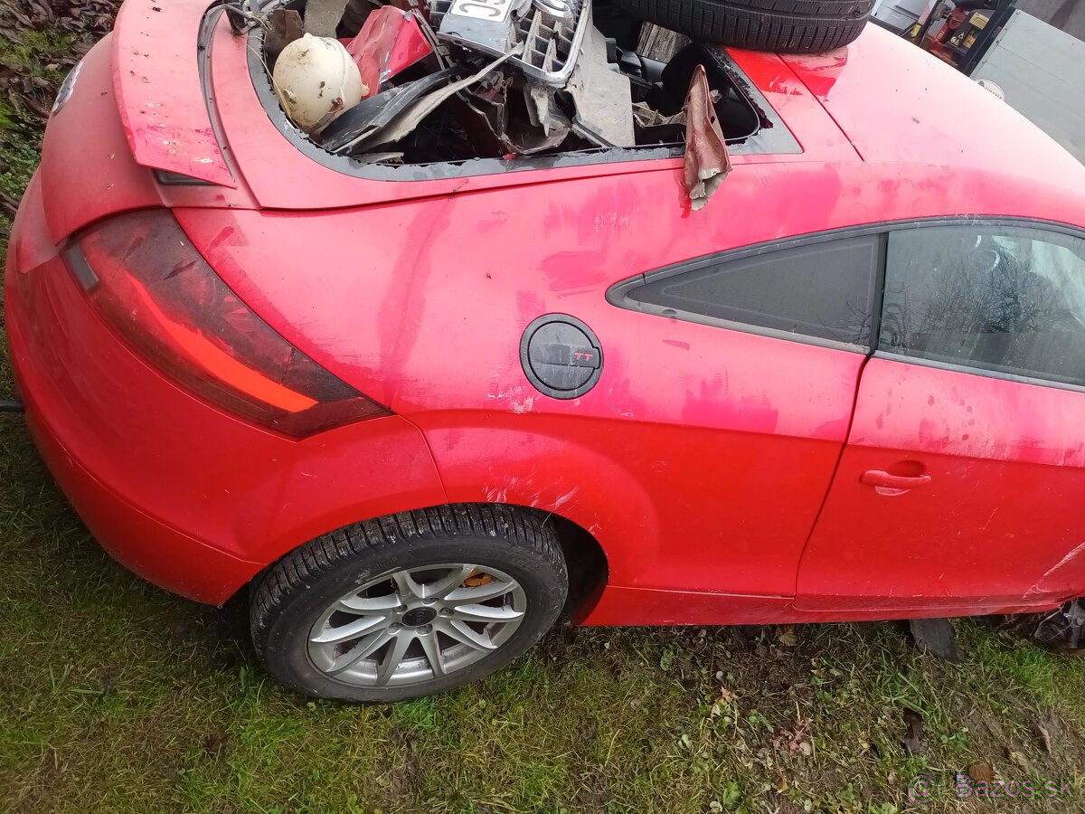 Rozpredám audi tt - 4