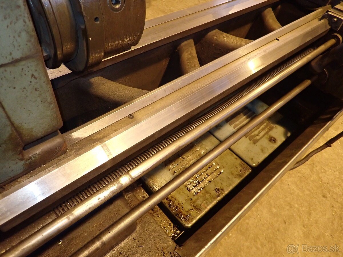 Soustruh hrotový SV 18 RD/1000 - 4