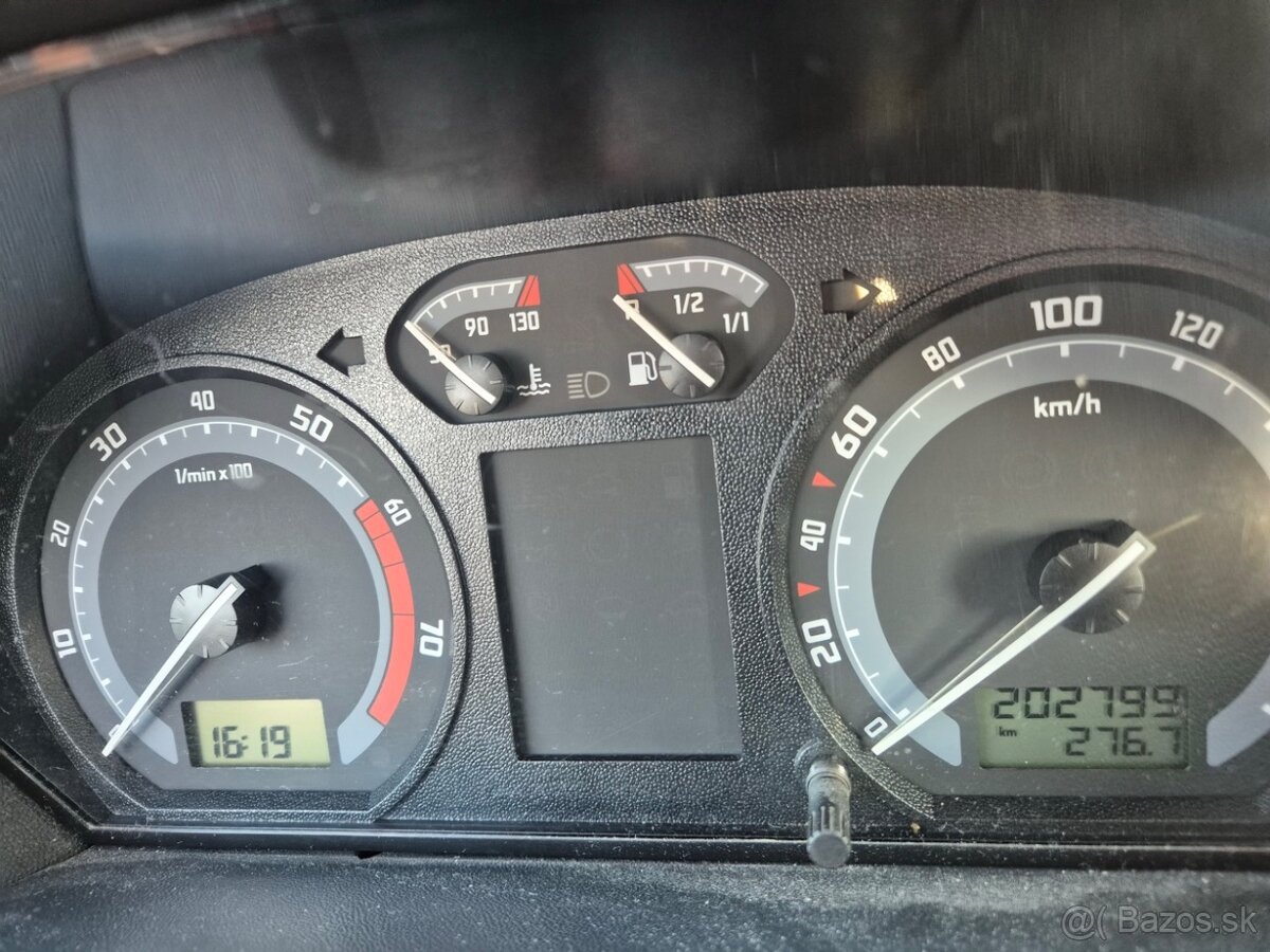 Škoda Fabia 1.2 47 kW - 4