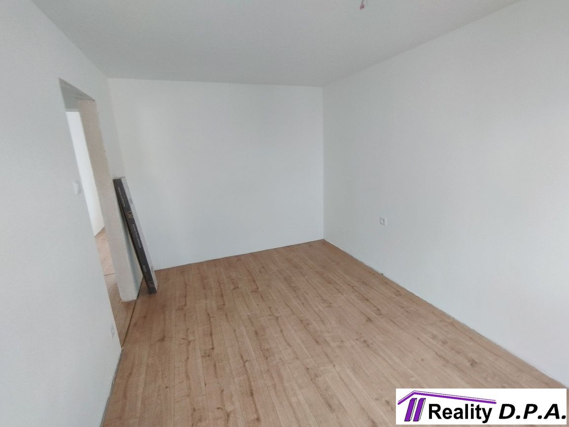 Prerobený 3 izbový byt na predaj Martin-Ľadoveň - 4