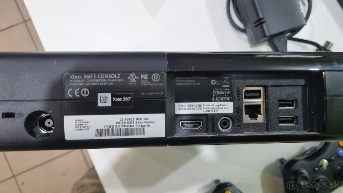 Xbox 360 4GB+kinect+24hier - 4