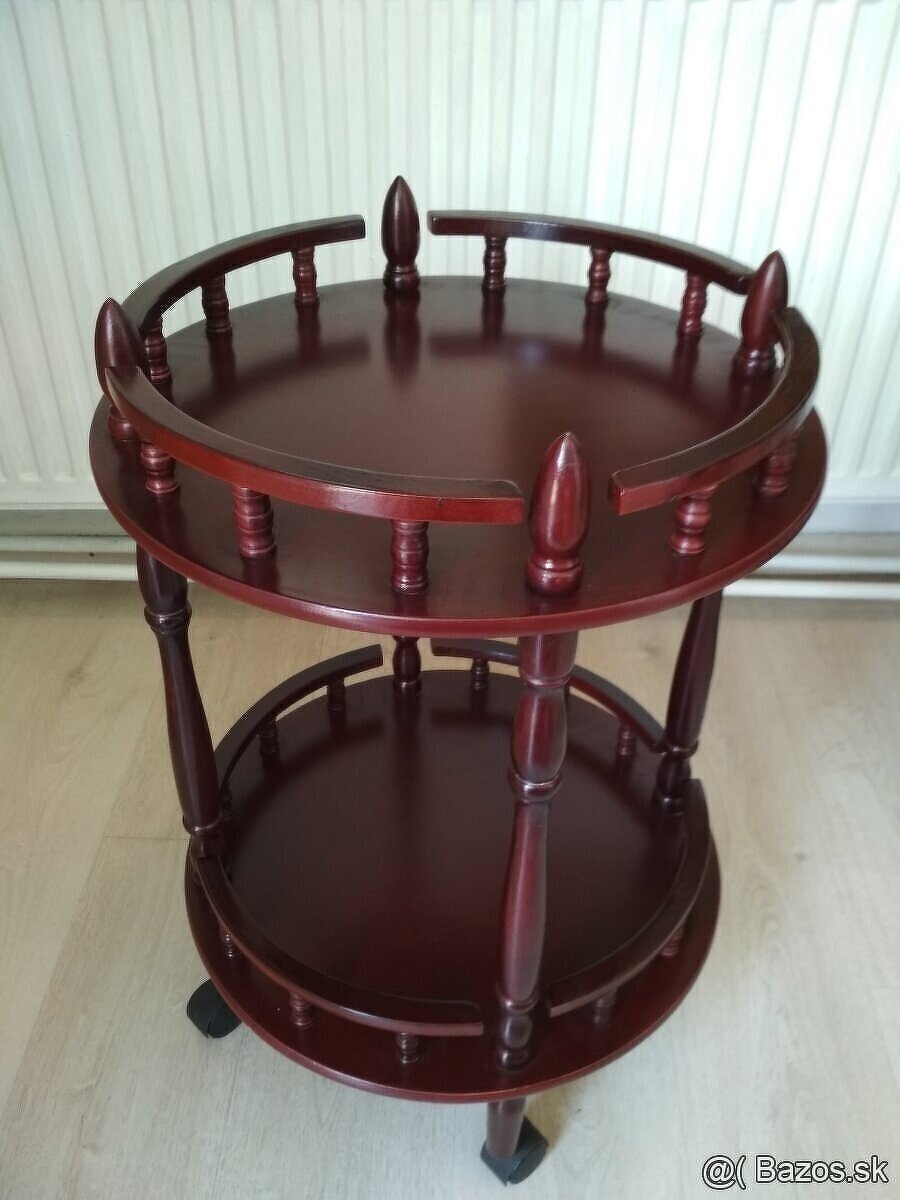 Barový stolik na kolieskach - 4