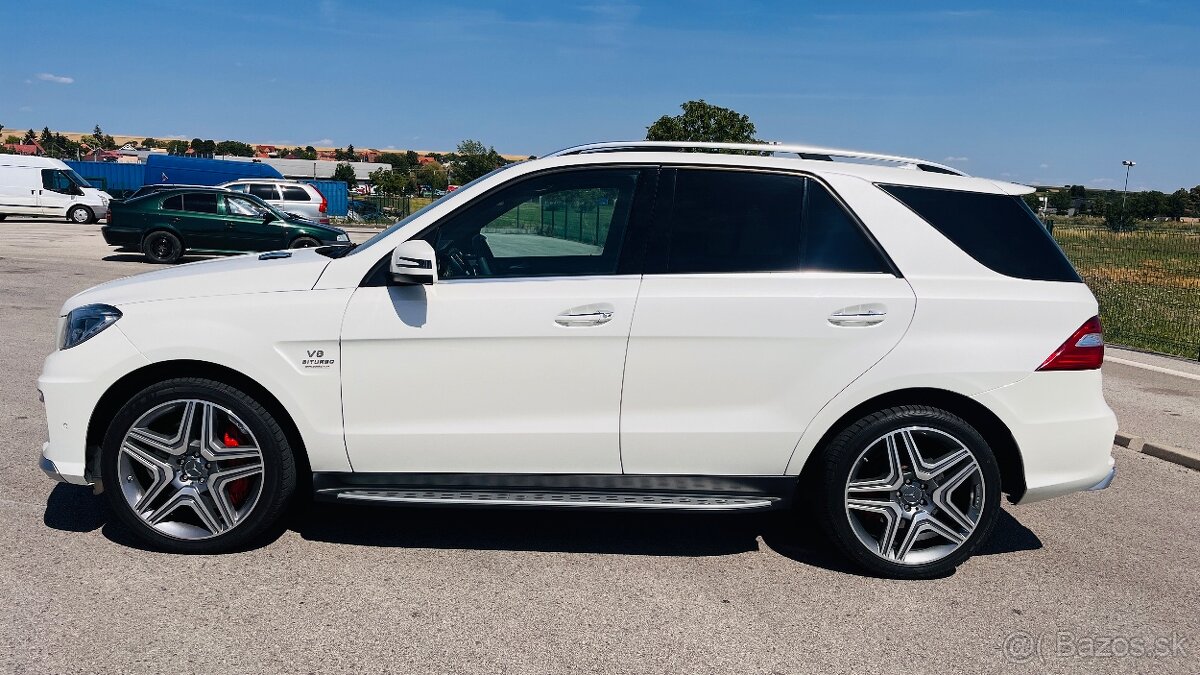 Mercedes-Benz ML63 AMG PERFORMANCE - 4