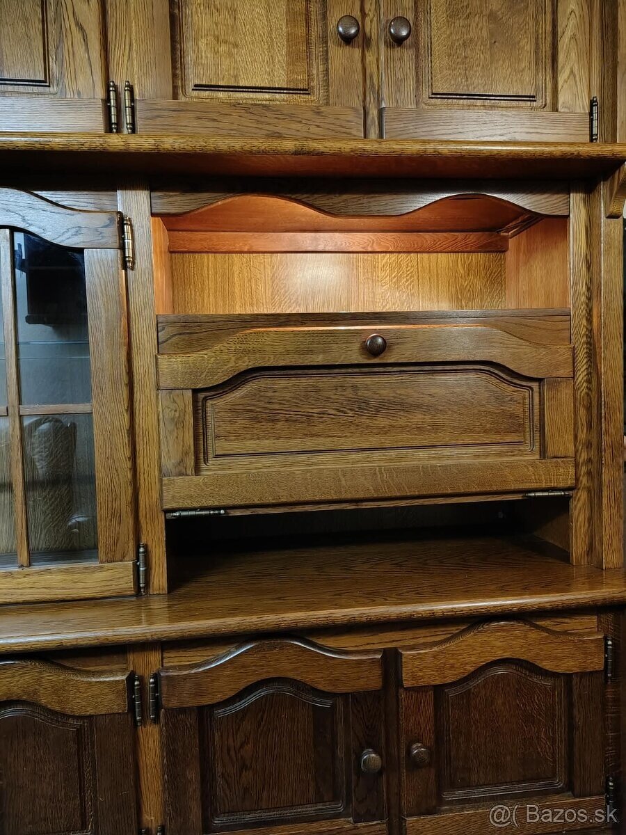 Rustikálny príborník - 4