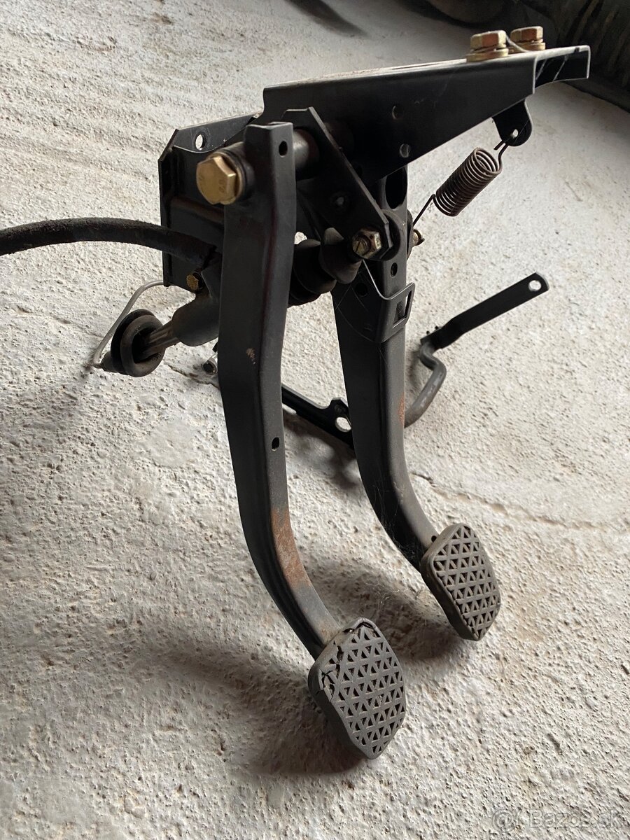 Bmw e30 pedálovka - 4