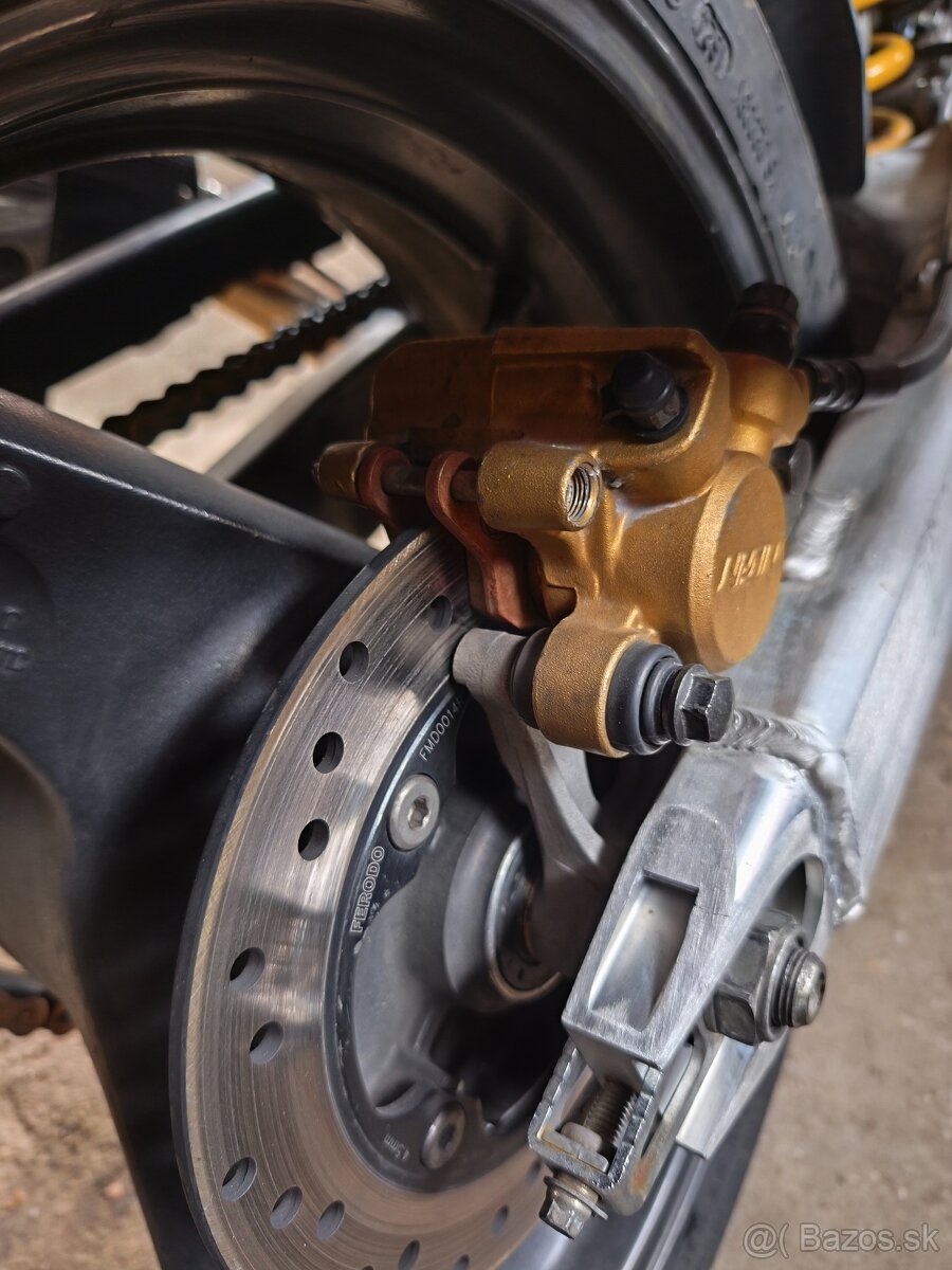 Honda vtr 1000 f - 4