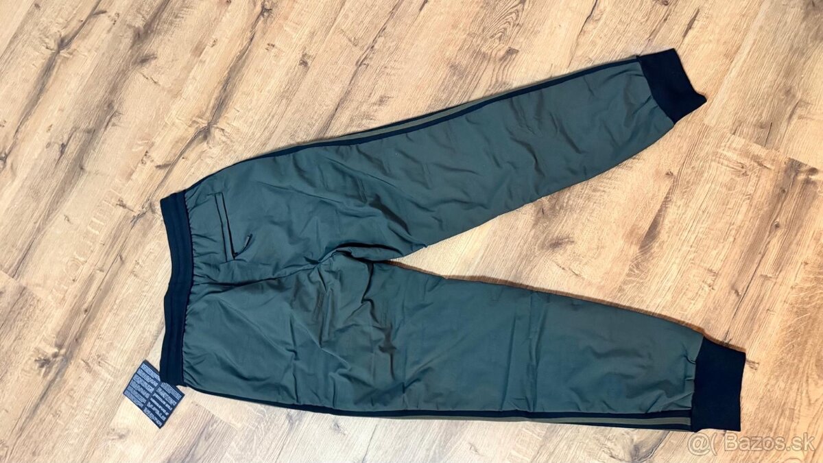 luxusne teplaky prada vel M - 4
