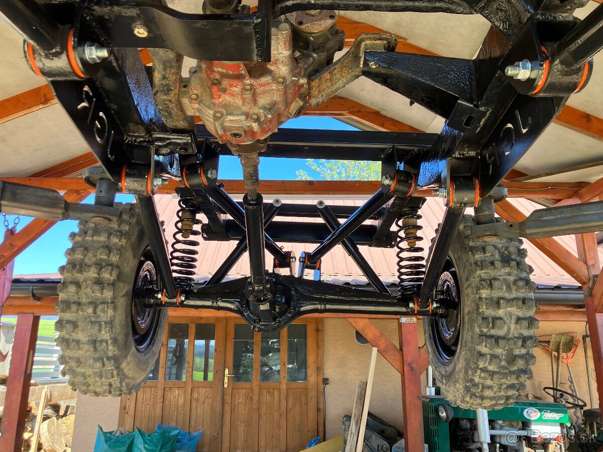Sada offroad podvozku Suzuki samurai offroad.
