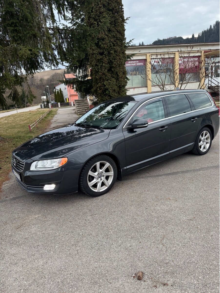 Predam auto Volvo v70 2013 - 4