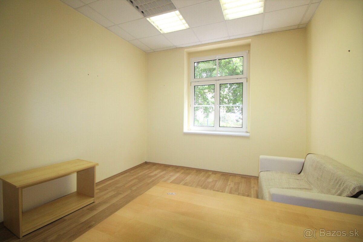 Na prenájom kancelárske priestory na Miletičovej - 4