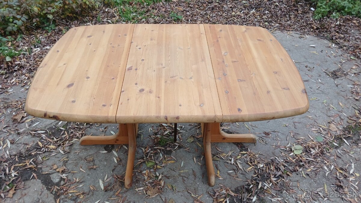 Celomasivní rozkladaci stôl+6ks stoliček - 4