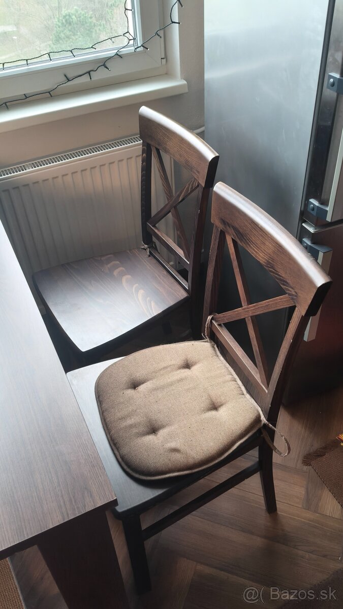 Predam stol + stolicky - 4