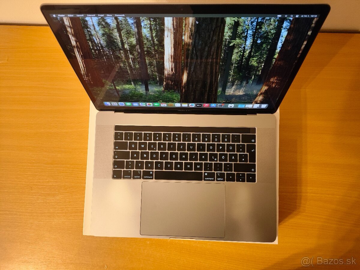 MacBook Pro 15 2019 i7 16GB 256GB - 4