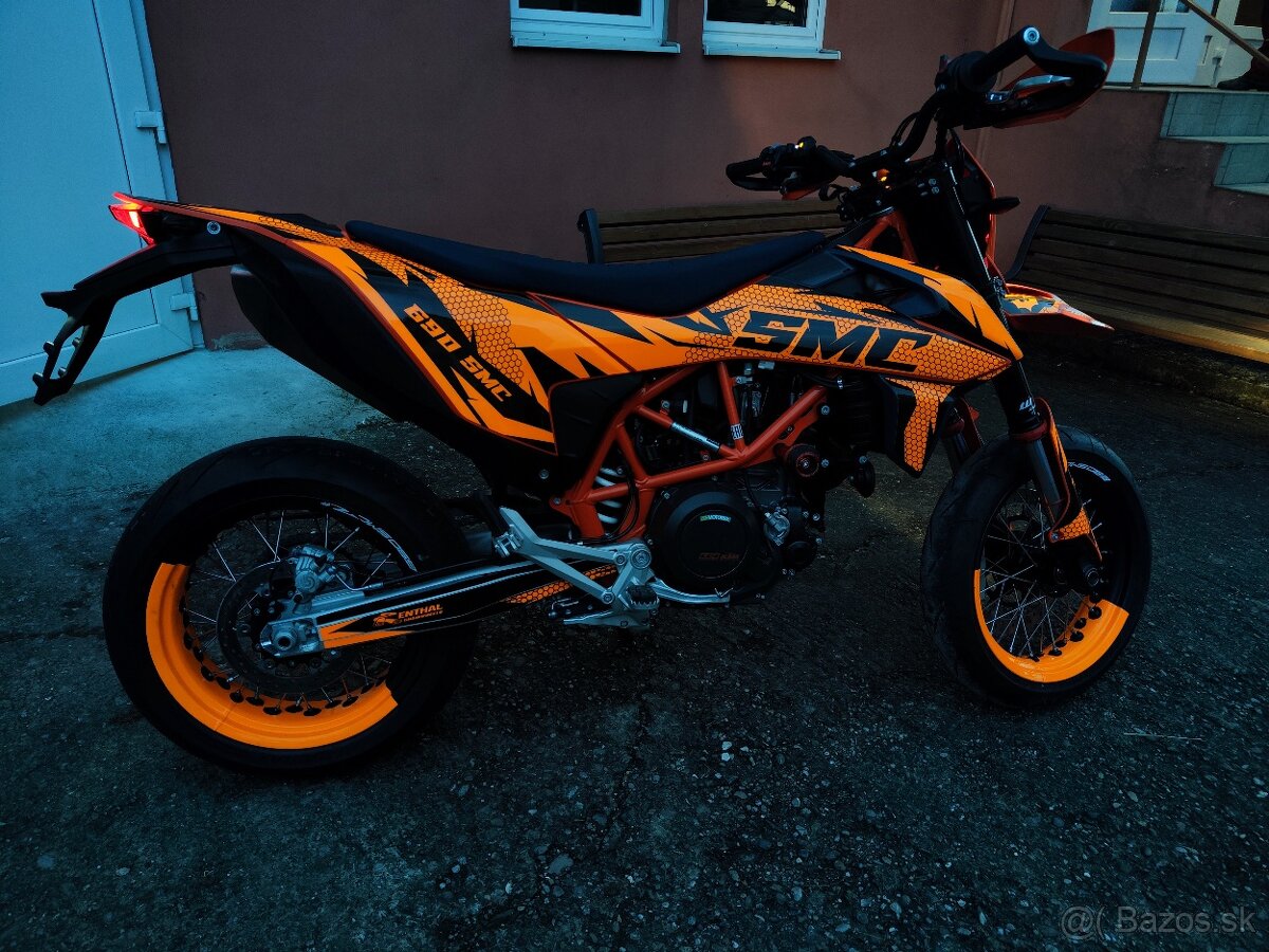 KTM 690 SMC - 4