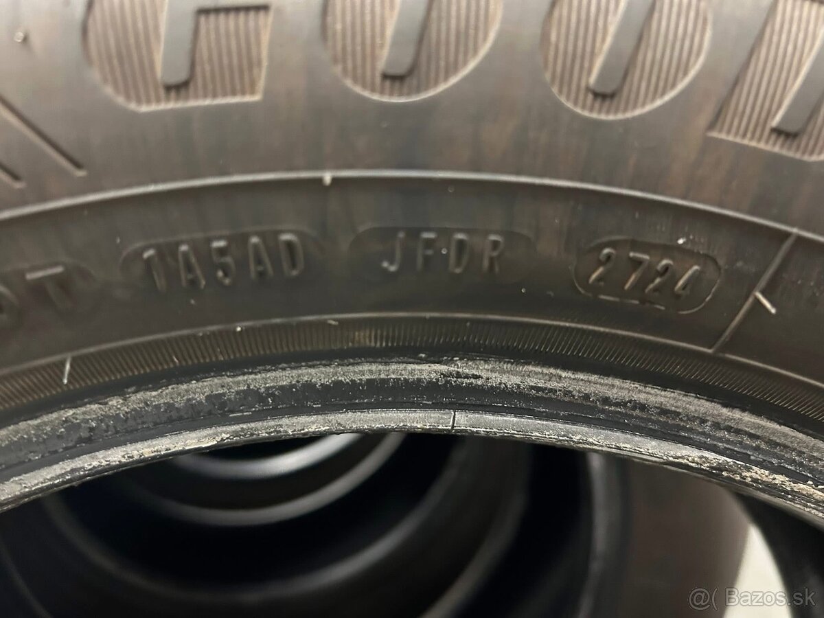 Predám 4 ks letných pneu Goodyear EfficientGrip - 4