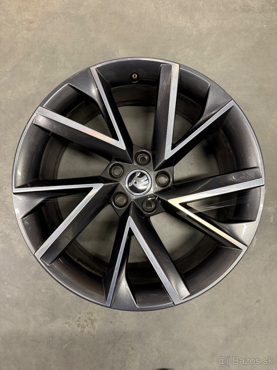 Original skoda elektrony vega R19 5x112 - 4
