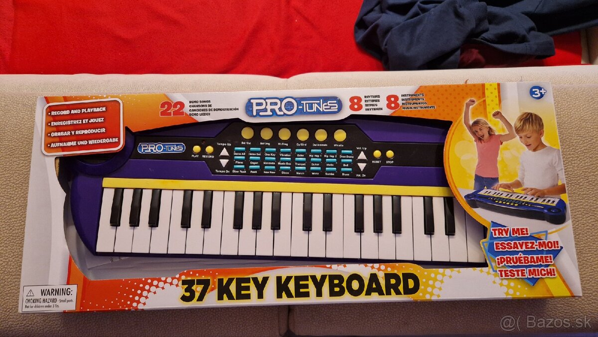 Traktory/dinosaury, zvieratka, klavir, domcek- rozne hracky - 4