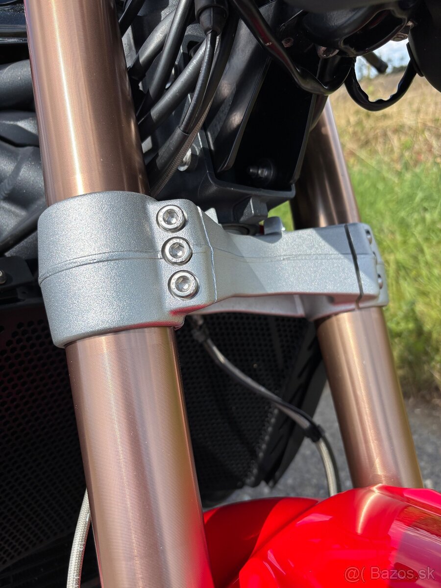 Triumph Speed Triple 1050 - 4