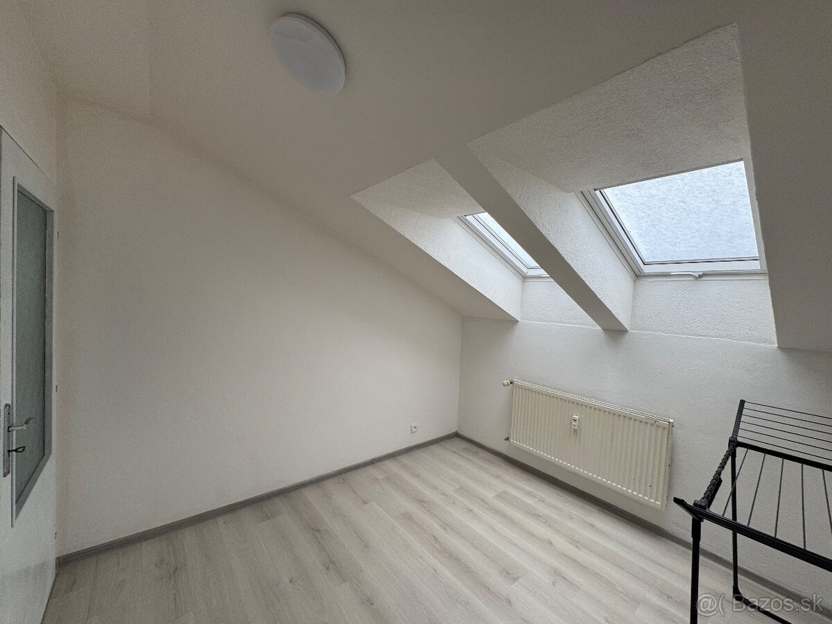 PRENÁJOM - Podkrovný byt v Poprade - 4