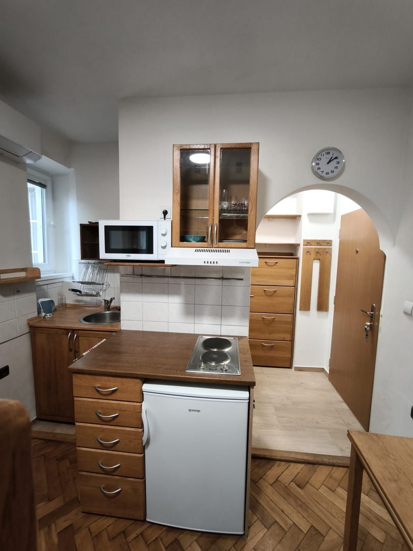 TRNAVSKÉ MÝTO - Garsónka s klimatizáciou - 4