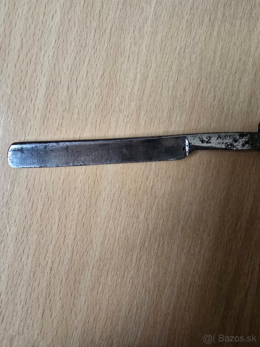 Predam britvu - 4