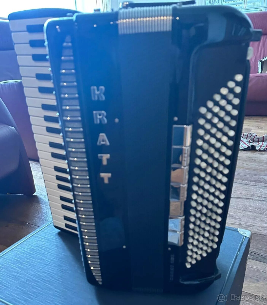 Kratt akordeón 415C - 4