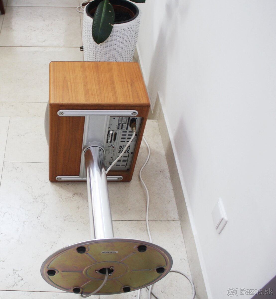 predám HI-FI GenevaSound mod. L-- /CD/MP3/FM/I-POD/AIRPLAY/ - 4