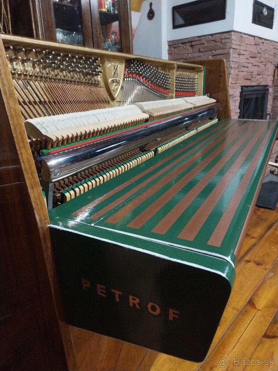 Luxusné Pianino Petrof ... znížená cena 1200e - 4