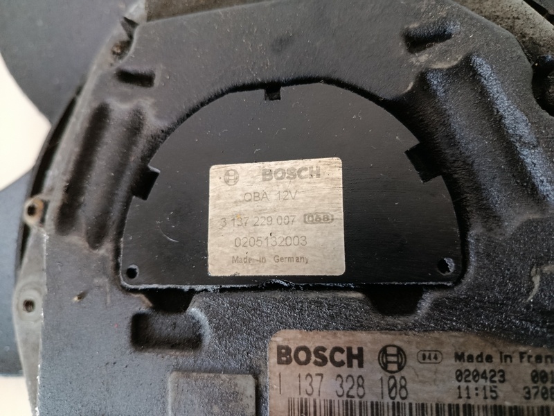 Ventilátor chladiča MERCEDES W211 1137328108 100€ - 4