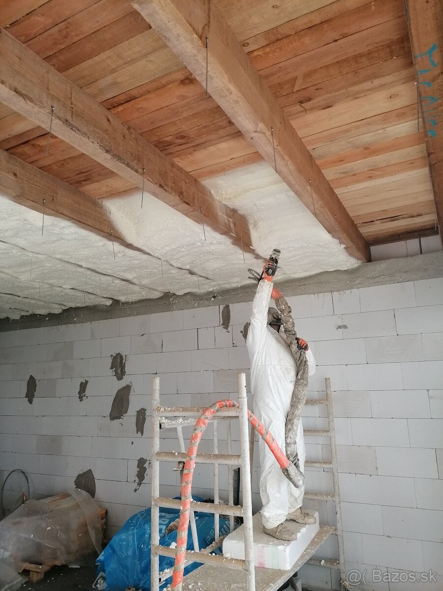 Striekanie izolácia Pur12 - 4