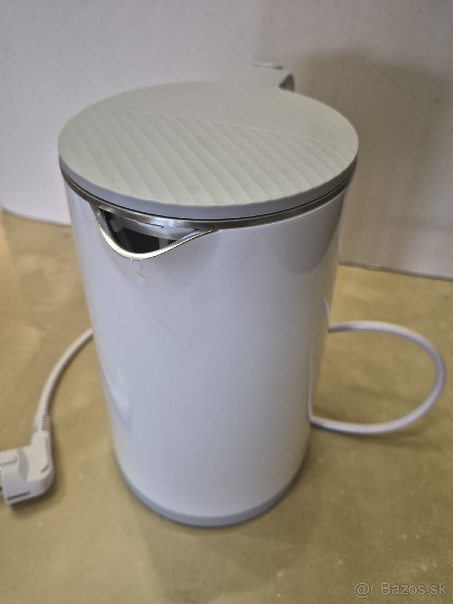 Rýchlovarná digitálna kanvica Tefal - 4