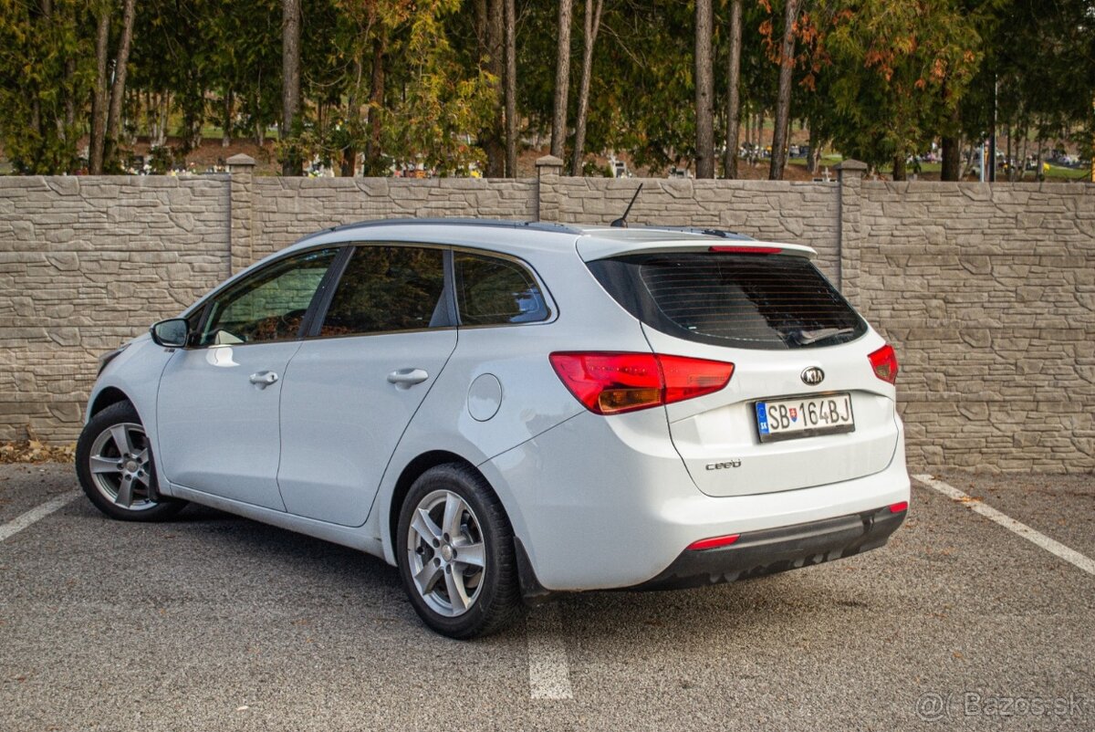Kia Ceed SW 1.6 GDI - 4