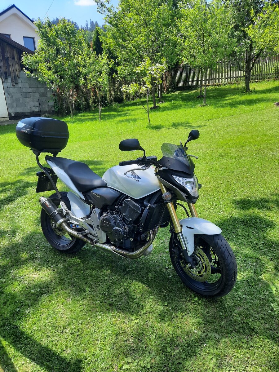 Honda hornet 600 (s ABS) - 4