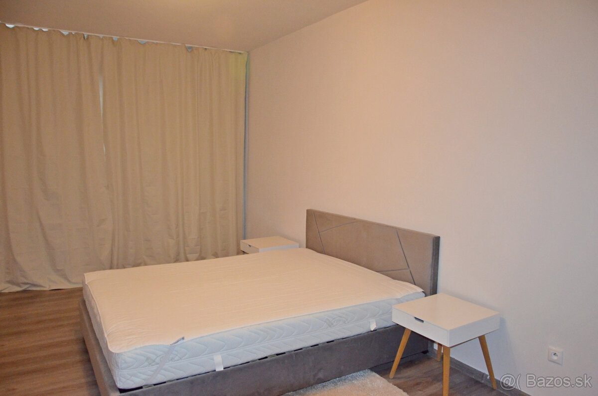 Prenájom - veľký 2izb. byt - Zlaté Moravce - 4