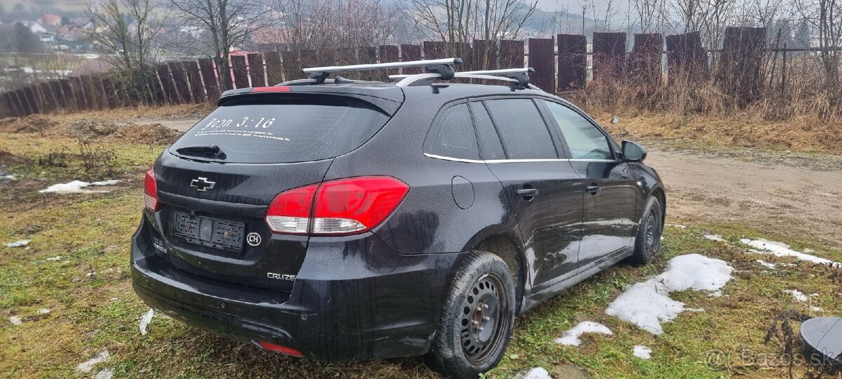 Chevrolet Cruze SW 1.7vcdi LTZ - 4