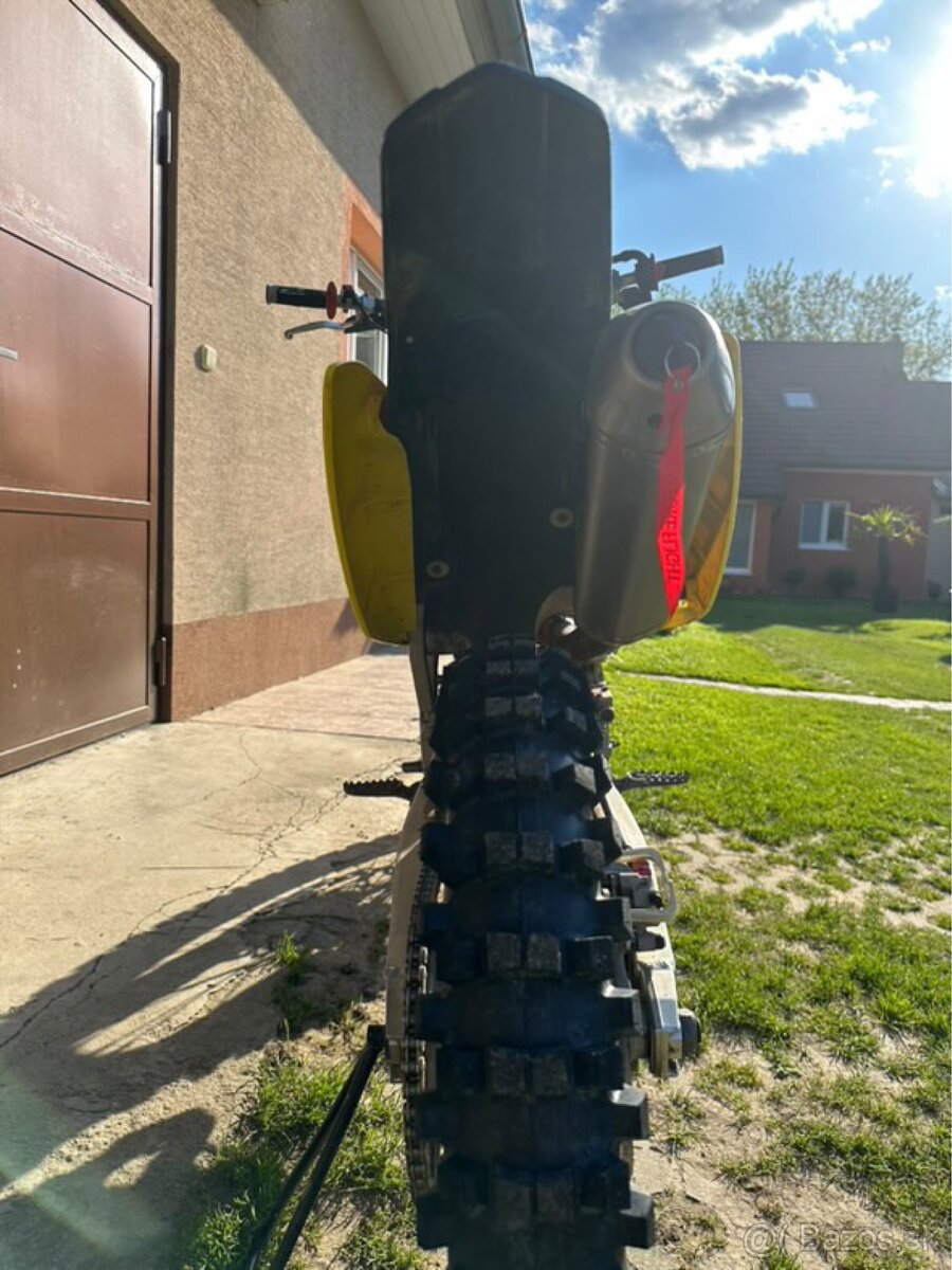Suzuki RMZ 250