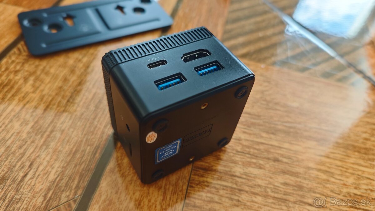 Chuwi LarkBox (Intel J4115, 6GB RAM, 128GB eMMC Flash) - 4