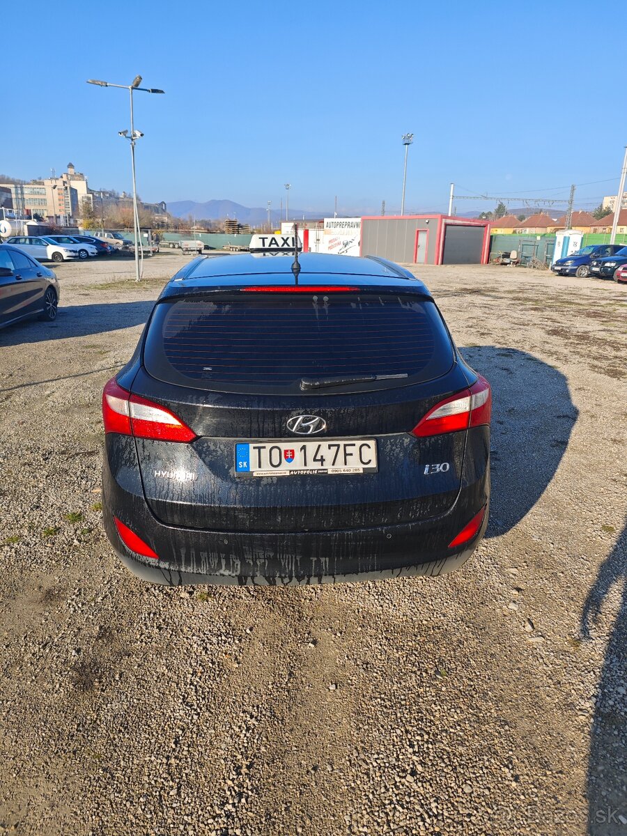Predám Hyundai i30 - 4