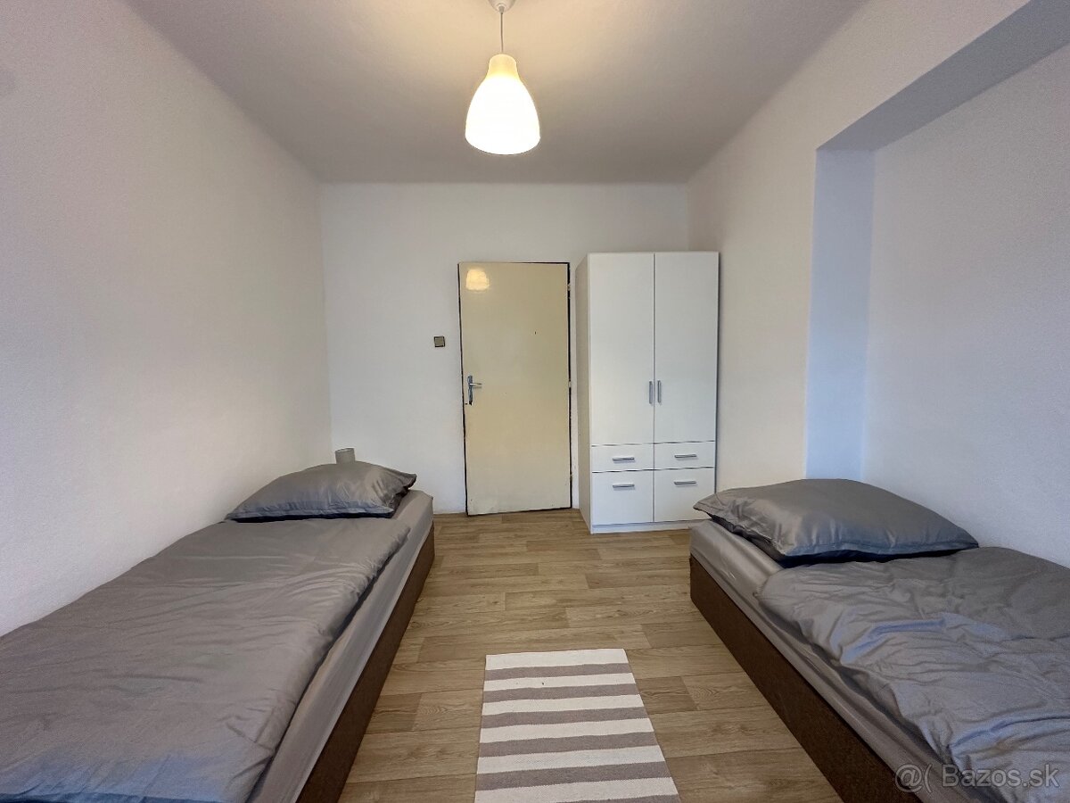 Ubytovanie / Ubytovňa v Banskej Bystrici - Rodinný dom - 4