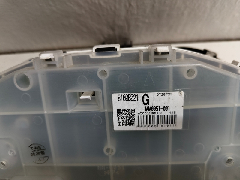 tachometer mitsubishi colt 8100b021g 40€ - 4