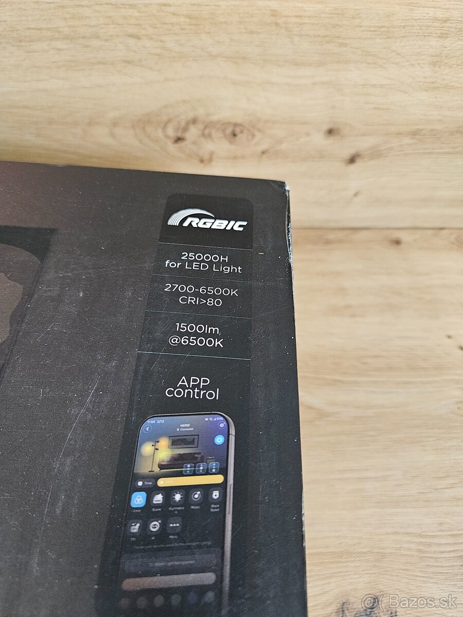 Govee Tree Floor Lamp – nový kus, poškodená krabica - 4