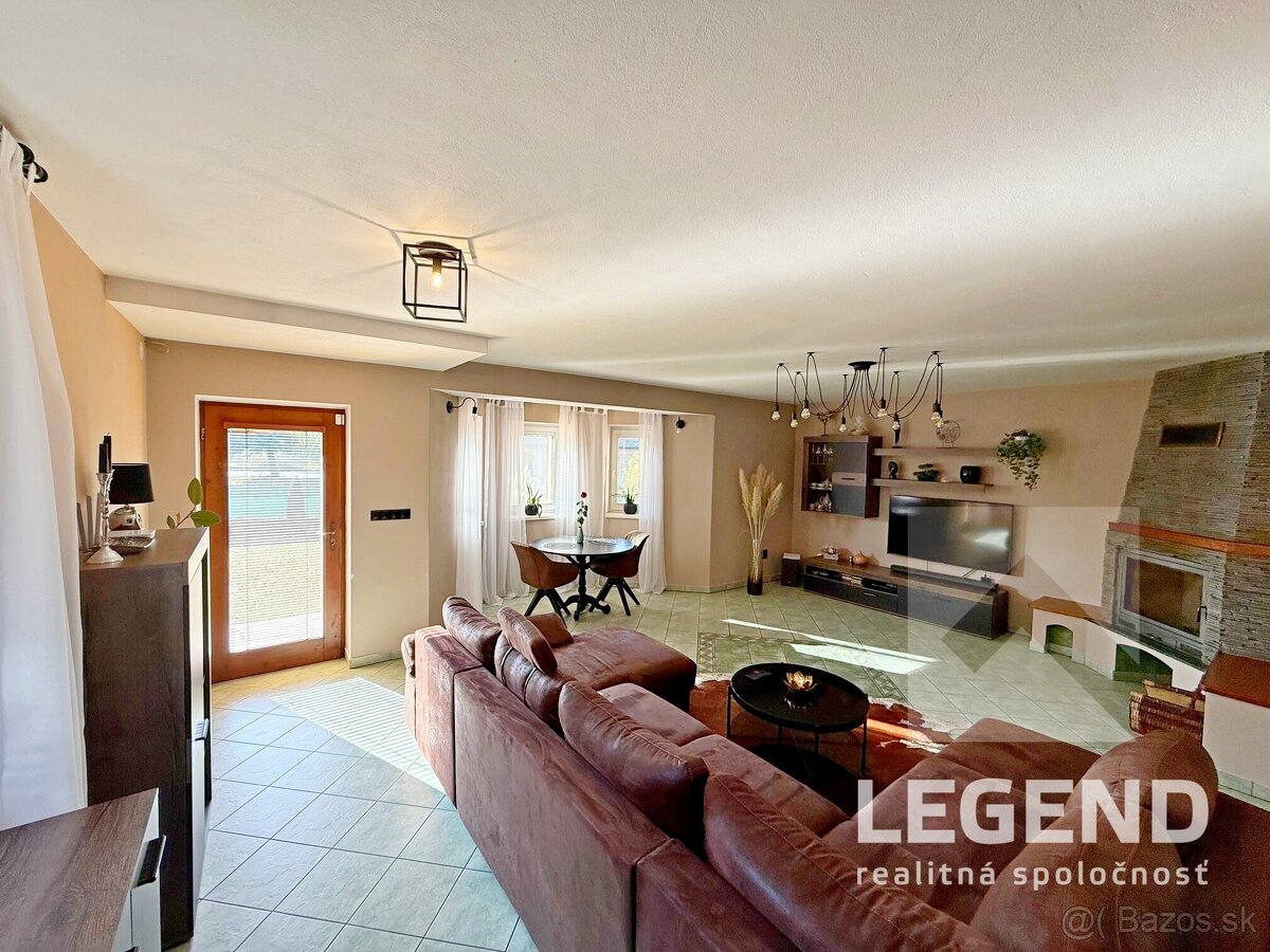 Veľký dom 5i+1 RD v Krajnom - 455m2, garáž, veľká terasa - 4