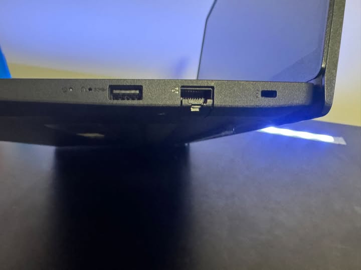 Lenovo V15 G4 AMN - 4